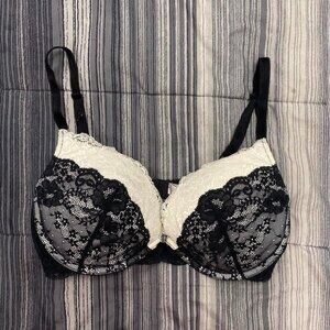 Victorias Secret Black And White lace push up bra